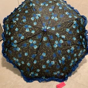 NWT Betsey Johnson Floral Umbrella